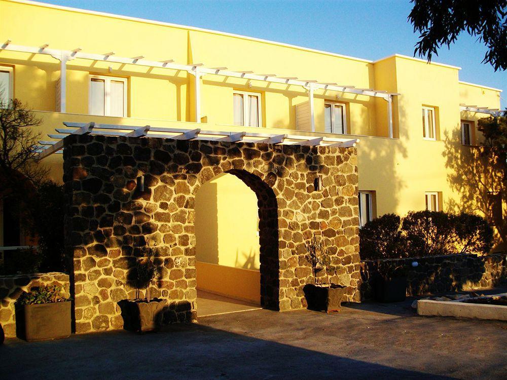 Zorbas Hotel Santorini Pýrgos Dış mekan fotoğraf