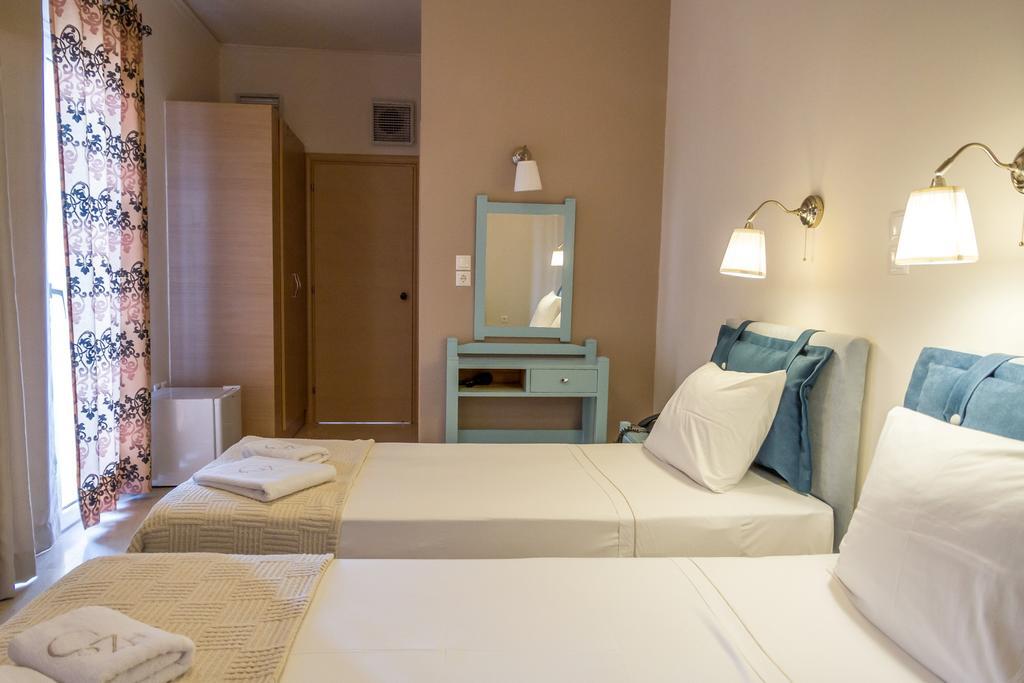 Zorbas Hotel Santorini Pýrgos Oda fotoğraf