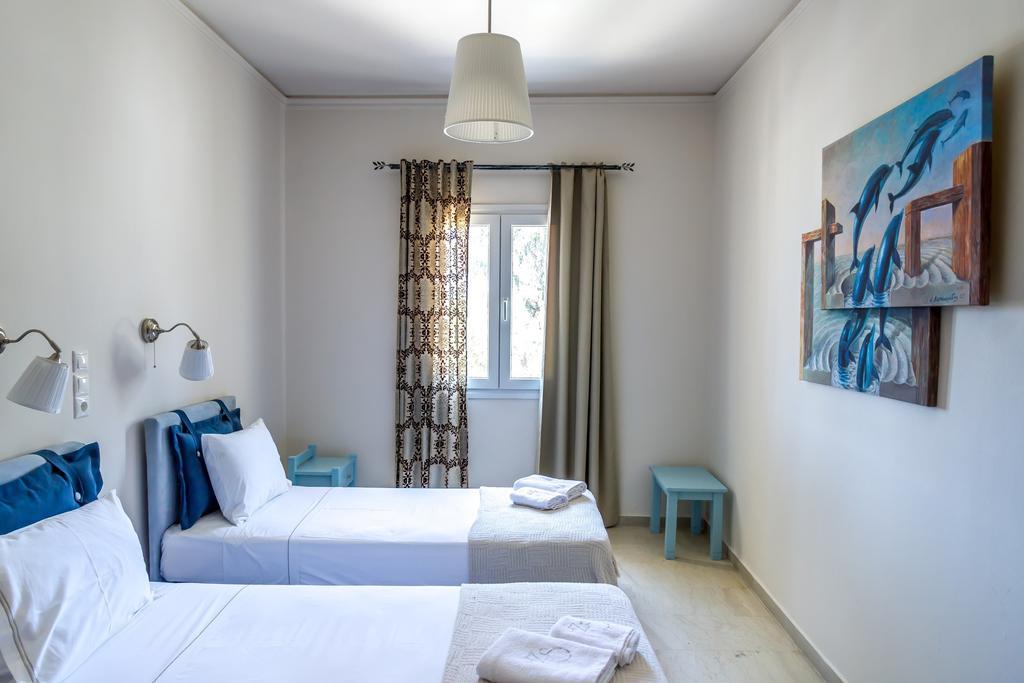 Zorbas Hotel Santorini Pýrgos Oda fotoğraf